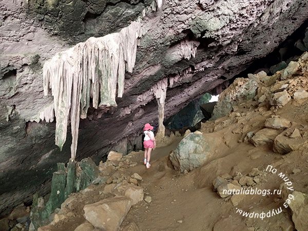 Таиланд. Фото достопримечательностей. Пещера Praya Nakhon Cave. Khao Sam Roi Yot National Park